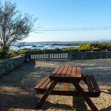 Villa Ti Sheamuis Clifden Esterno foto