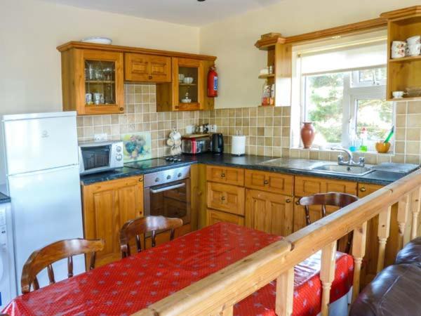 Villa Ti Sheamuis Clifden Esterno foto